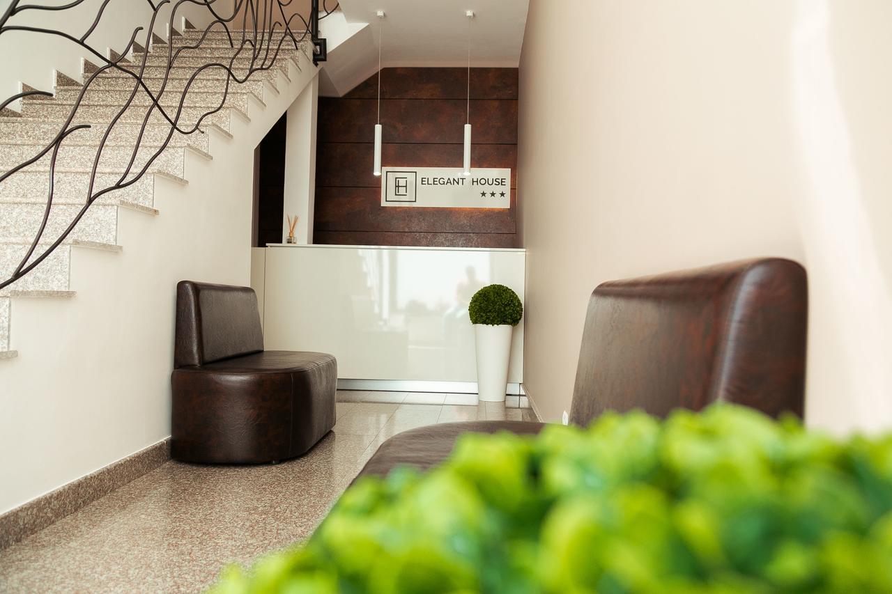 Elegant House Hotel ฟาการาช ภายนอก รูปภาพ